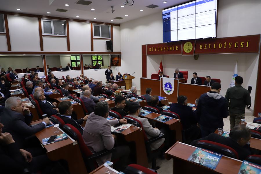 Başkan Yüce, yürütülen başarılı su politikaları ile SASKİ Genel Kurulu’nda takdir topladı