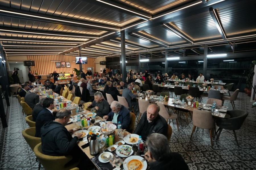 Başkan Yüksel, Kartallı Muhtarlar İle İftar Yemeğinde Buluştu