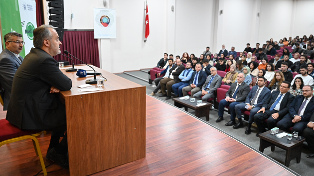 Başkandan üniversitelilere altın öğütler