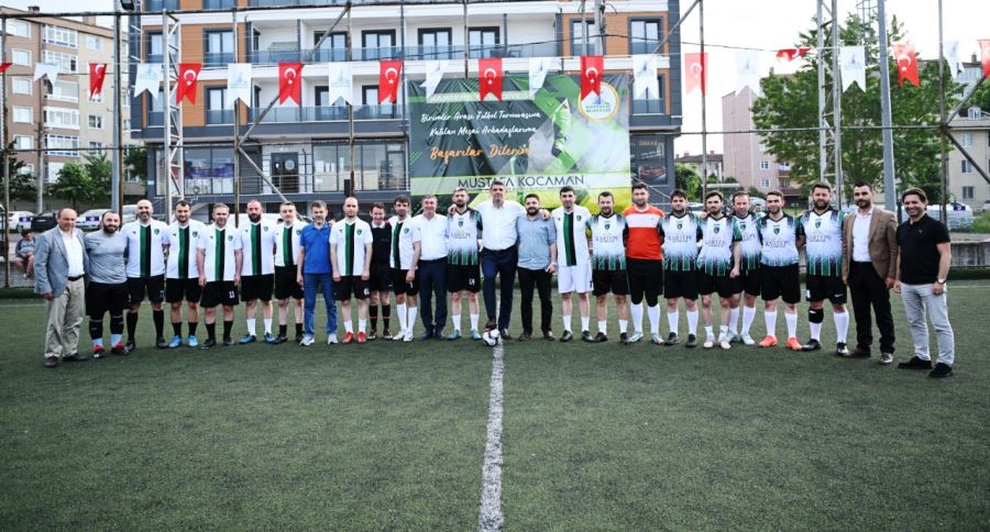 BAŞLAMA VURUŞUNU KOCAMAN YAPTI