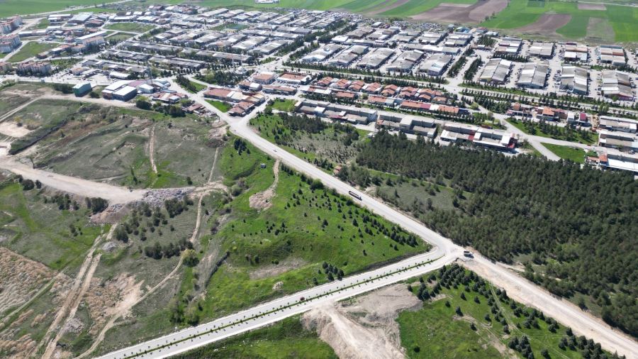 Belediye, alternatif yollar açmaya devam ediyor