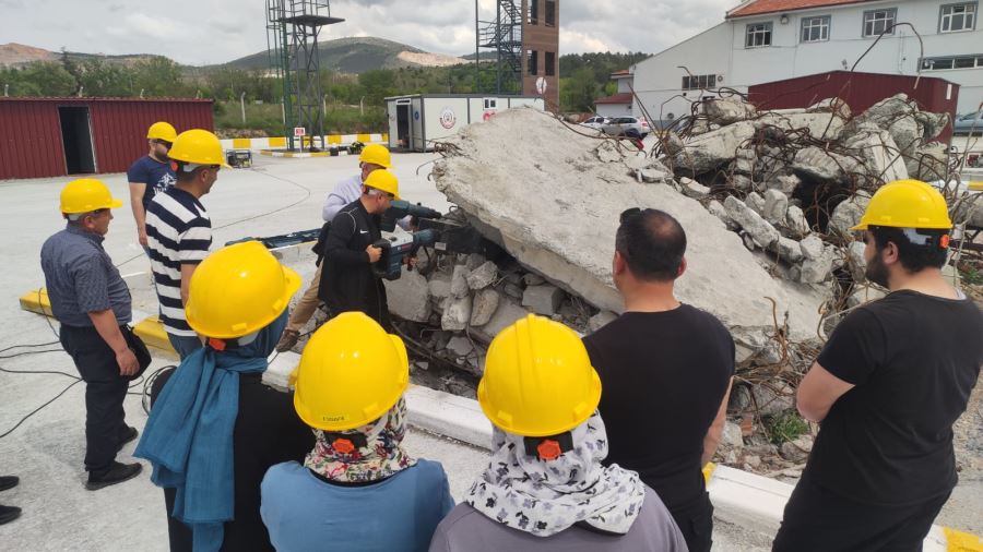 Belediye, arama kurtarma destek ekibi kuruyor