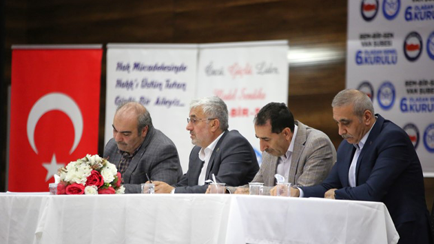 Bem-Bir-Sen Van Şube Başkanı Harun Altın Güven tazeledi