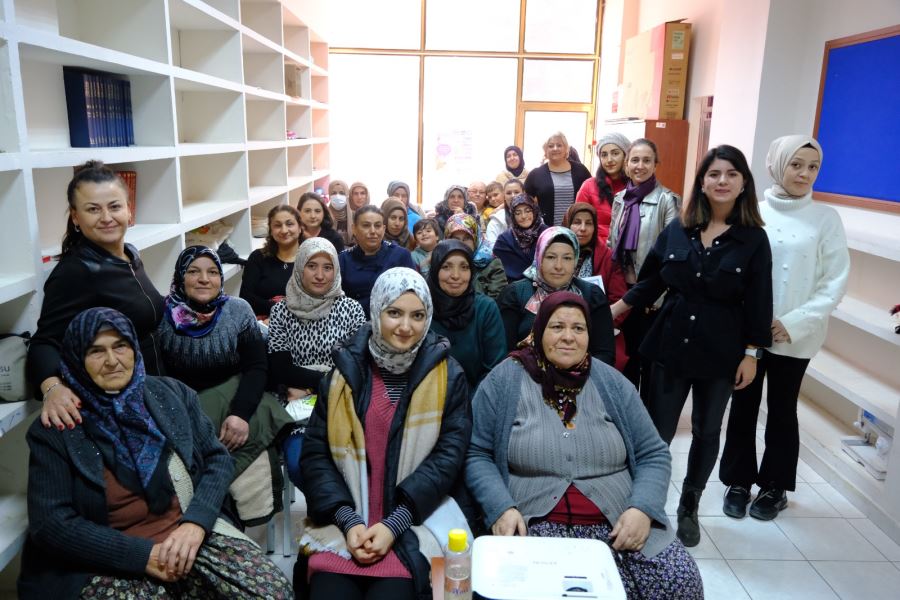 BEYLİKOVALI KADINLAR EĞİTİMLERİ TAMAMLADI