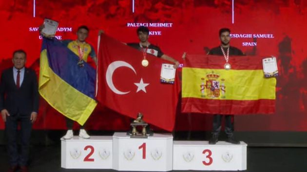 BİLEK GÜREŞİ DÜNYA ŞAMPİYONUNDAN BAŞKAN YILMAZ’A TEŞEKKÜR