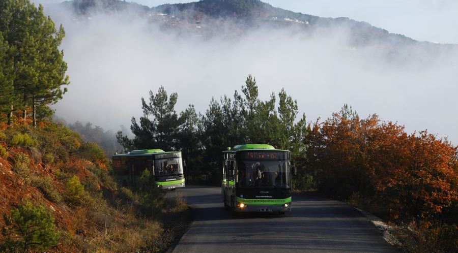 Bin 800 doğasever sonbaharda Büyükşehir’le keşfe çıktı