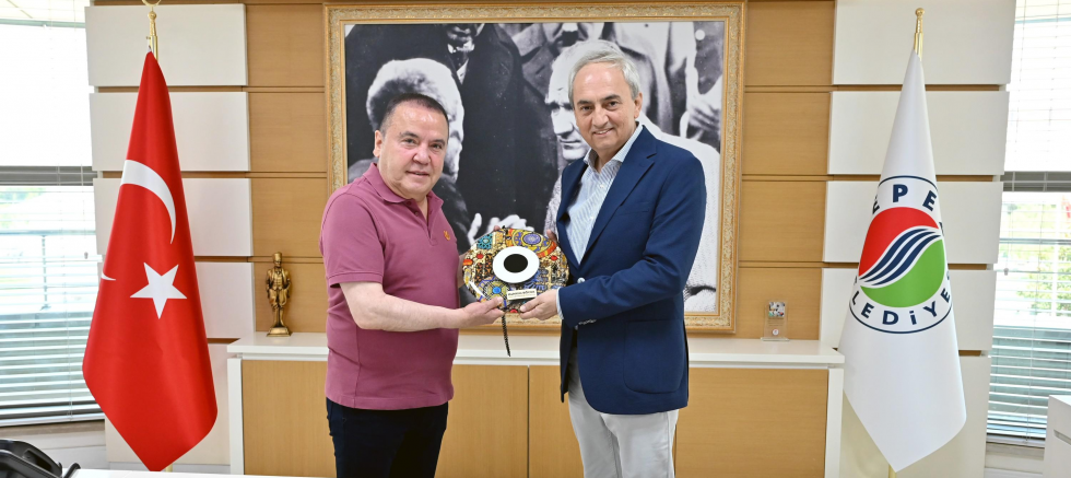 Böcek ve Kocagöz’den ‘ hizmet’ mesajı - TÜRKİYE - İnternetin Ajansı
