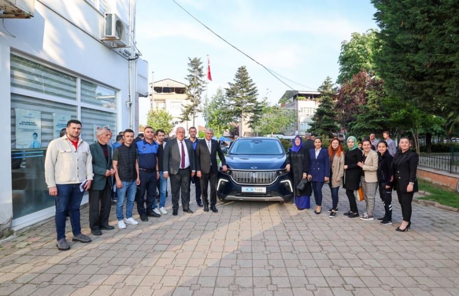 “Bölge ulaşımı için önemli olan 55 yıllık Tokmaklıdere Köprüsünü yenileyeceğiz”