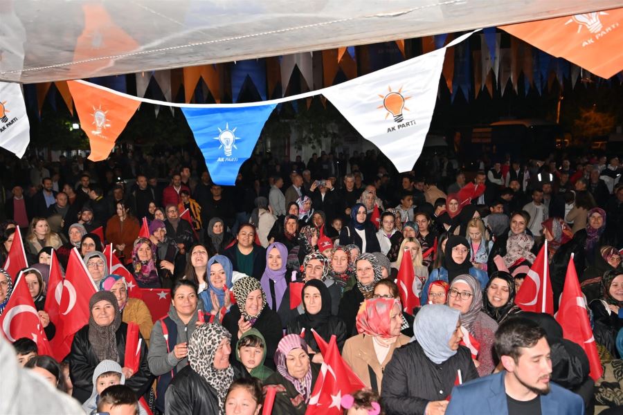 BÖLÜCÜLERLE YOL YÜRÜYENLERE OY ÇIKMAZ