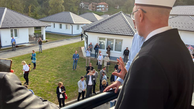 BOSNA HERSEK'TE “SREBRENİTSA ANNELERİ” BAKIM EVİ AÇILDI