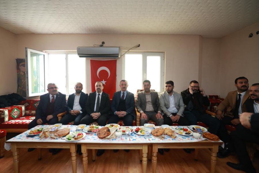 Büyükakın ve Talus, Vanlılarlara konuk oldu