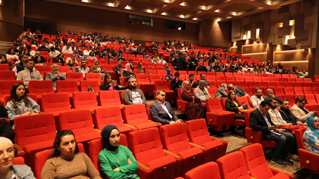 BÜYÜKŞEHİR, ‘ALLEBEN ÖYKÜ GÜNLERİ’NDE GAZİANTEP’Lİ YAZARLARI ANDI