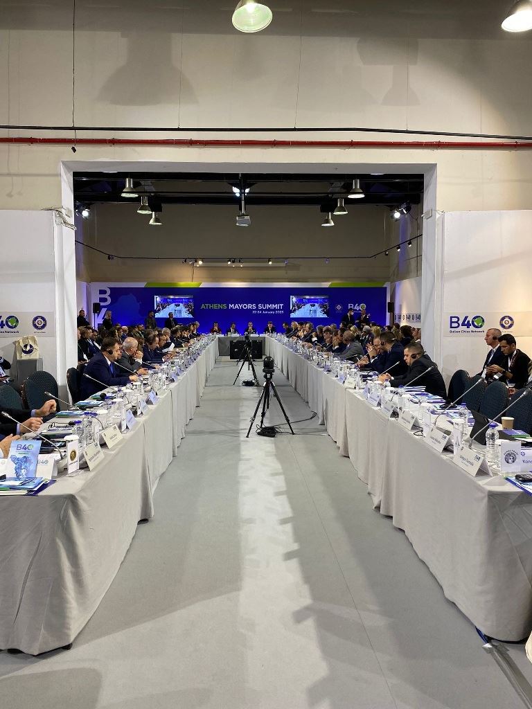 BÜYÜKŞEHİR BELEDİYESİ GENEL SEKRETERİ FATİH ÜNSAL B40 BALKAN ZİRVESİNE KATILDI