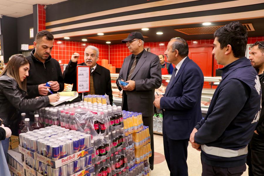 BÜYÜKŞEHİR BELEDİYESİ KASAP VE ŞARKÜTERİLERİ DENETLEDİ