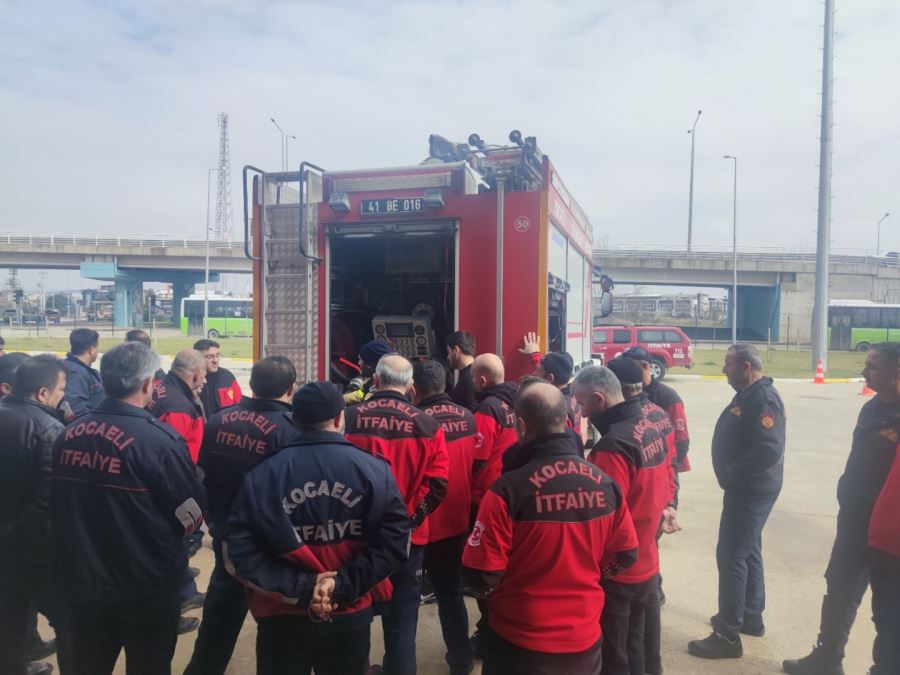 Büyükşehir İtfaiyesinden operatör eğitimi