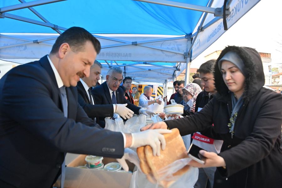 Büyükşehir, Ramazan bereketini şehre yayıyor