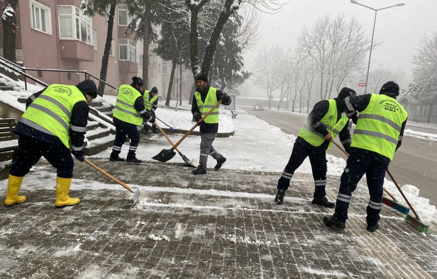 Büyükşehir sahada, ulaşım yolunda