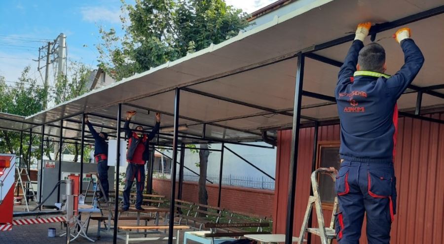 Büyükşehir, Sanayi Mahallesi’ndeki caminin dış cephesini yeniledi