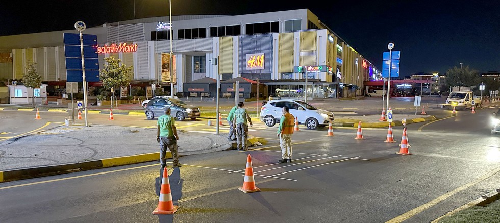 Büyükşehir şehrin kalbinde gece mesaisinde - GÜNDEM - İnternetin Ajansı