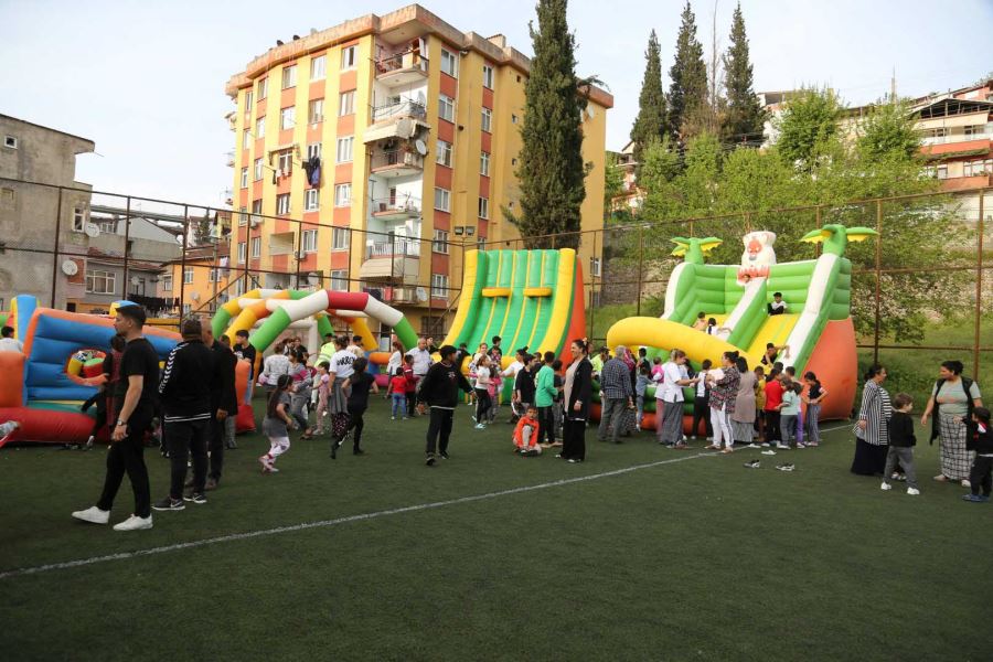Büyükşehir şenliği sokağınıza getiriyor