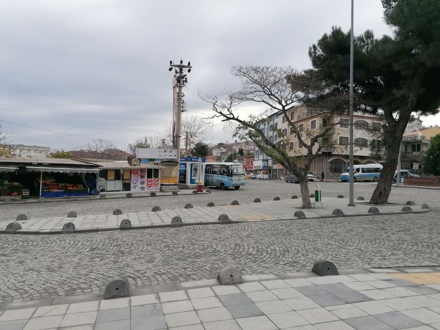 BÜYÜKŞEHİR YOL VE KALDIRIM DÜZENLEME ÇALIŞMALARINI ARALIKSIZ SÜRDÜRÜYOR