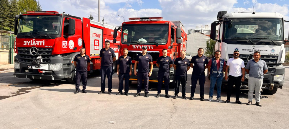 BÜYÜKŞEHİR’DEN SÖKE’DEKİ YANGINA DESTEK EKİBİ - TÜRKİYE - İnternetin Ajansı