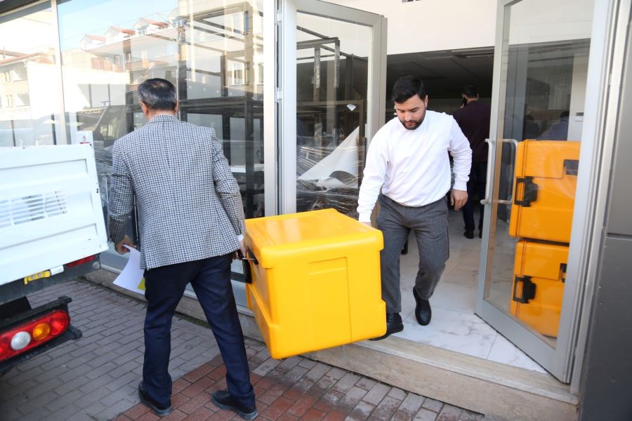 Büyükşehir’den taksicilere sıcak iftarlık
