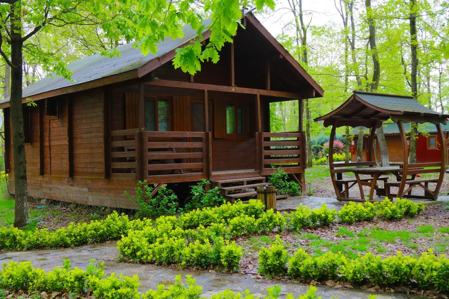 Büyükşehir'in bungalovları tabiatın kalbinde yükseliyor