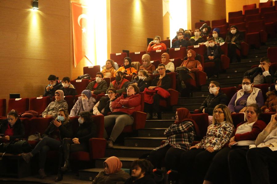 Büyükşehir’le mutluluğu birlikte yaşamaya engel yok