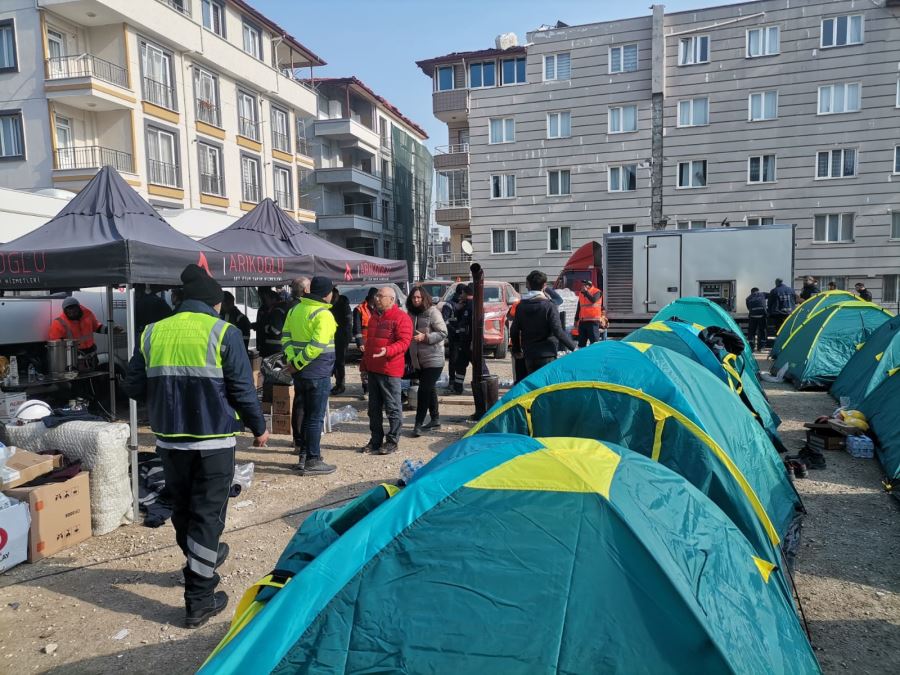 ÇAKIRÖZER’DEN BÜYÜKŞEHİR EKİPLERİNE DESTEK ZİYARETİ