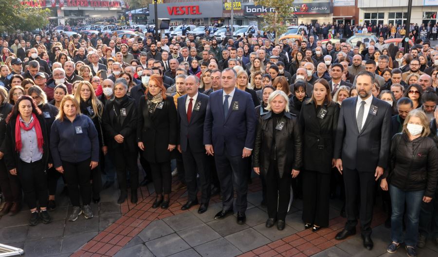 ÇANKAYA ATASINI ANDI