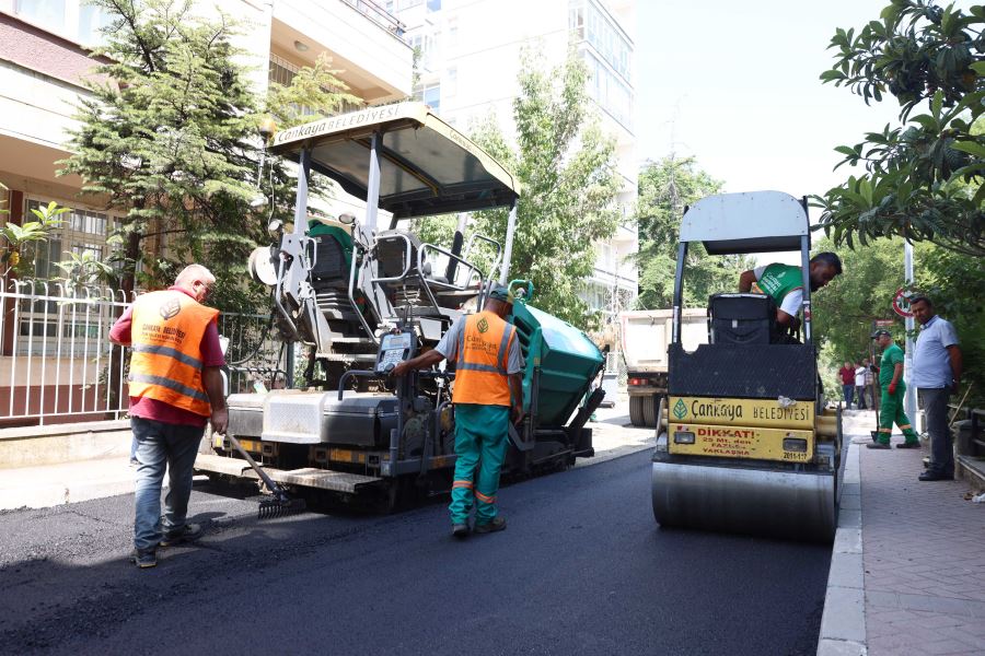 ÇANKAYA’DA ASFALT ÇALIŞMALARI HIZ KESMEDEN DEVAM EDİYOR