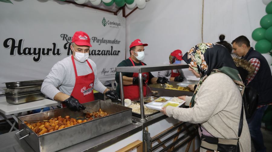 ÇANKAYA’DA RAMAZAN SOFRALARI KURULUYOR