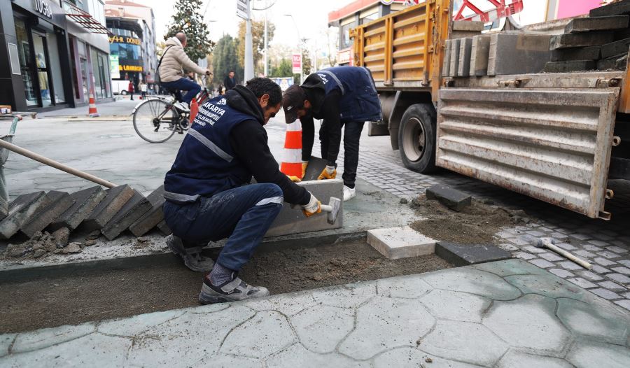 Çark Caddesi binlerce misafirini yeni yüzüyle ağırlıyor