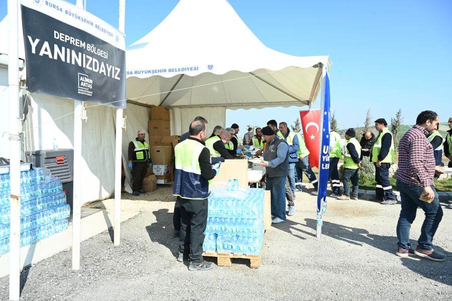 ‘Çarklar durmasın’ diye işçinin karavanası Bursa’dan