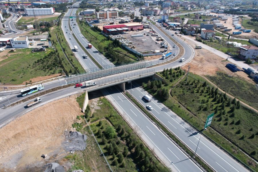 Çayırova Turgut Özal Köprüsü trafiği akıcı hale getirdi