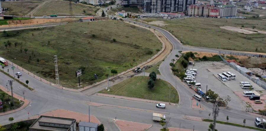 Çayırova Veysel Karani Caddesi üstyapı çalışmasıyla yenileniyor