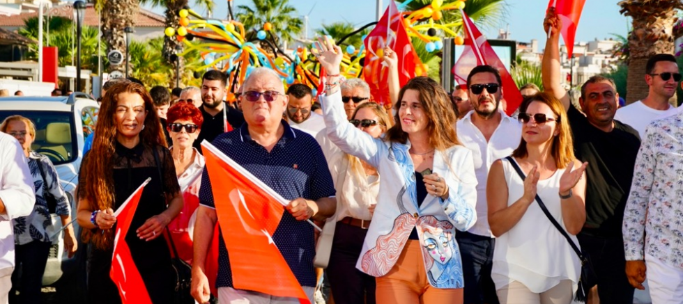 Çeşme Festivali, “90’larda Çeşme” teması ile başladı! - TÜRKİYE - İnternetin Ajansı
