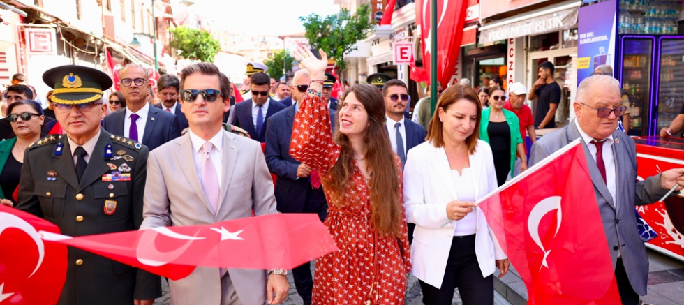 Çeşme Festivali Yeni Türkü ile Görkemli Bir Final Yaptı - TÜRKİYE - İnternetin Ajansı