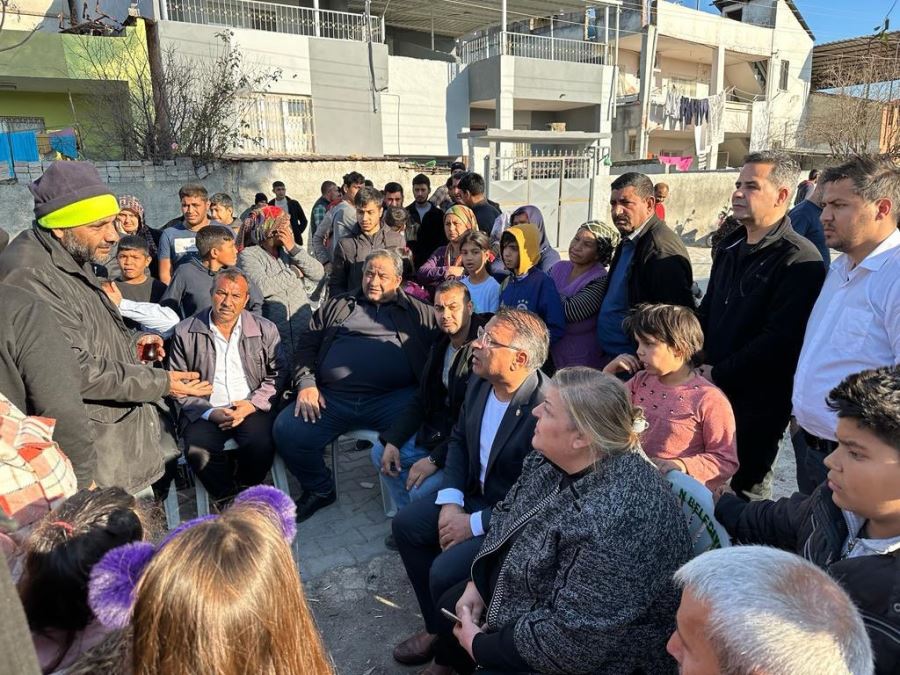 CEYHAN'DA 160 KİŞİLİK EKİP EV EV DOLAŞIYOR