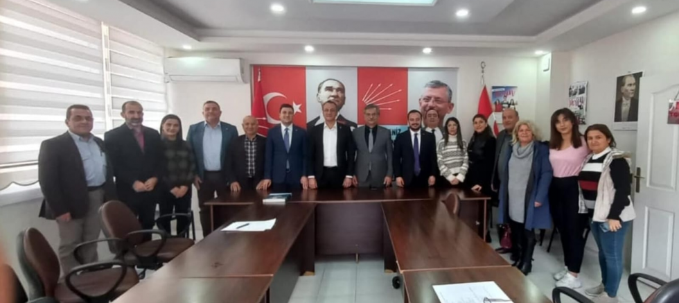 CHP AKDENİZ İLÇE BAŞKANLIĞI'NA PARTİ MECLİS ÜYELERİNDEN ZİYARET - GÜNDEM - İnternetin Ajansı