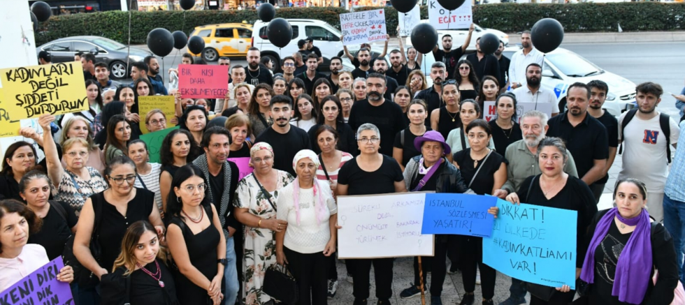 CHP Çiğli İlçe Başkanlığı'ndan Kadına Şiddete Hayır Yürüyüşü - GÜNDEM - İnternetin Ajansı