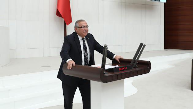 CHP'li Bülbül Adalet Bakanı'na 'adalet'i sundu!