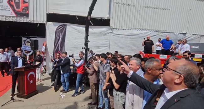 CHP’li Demir’den siyaset yapan İl Tarım Müdürüne tepki