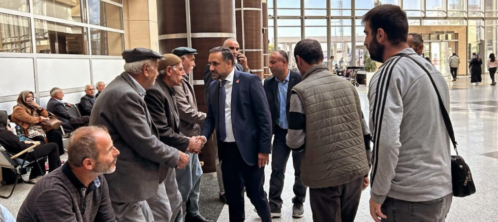 CHP’li Doğan, hasta ve yakınlarını ziyaret etti - GÜNDEM - İnternetin Ajansı