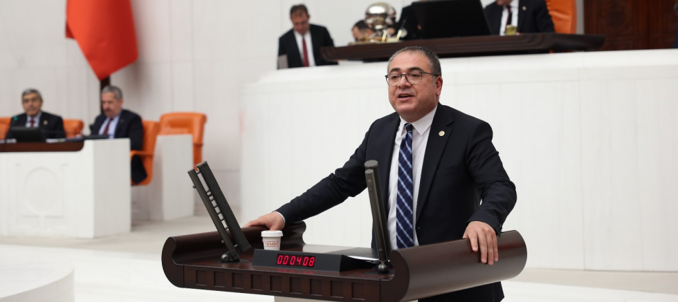 CHP’Lİ EVRİM KARAKOZ İKTİDARA SERT ÇIKTI: “HİZMET ÜRETEMEDİKLERİ GİBİ HİZMETİ DE ENGELLEMEYE ÇALIŞIYORLAR.” - SİYASET - İnternetin Ajansı