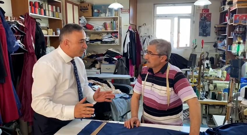 CHP’li Tahtasız, esnaflık yaptığı çarşıda esnaf arkadaşlarını dinledi