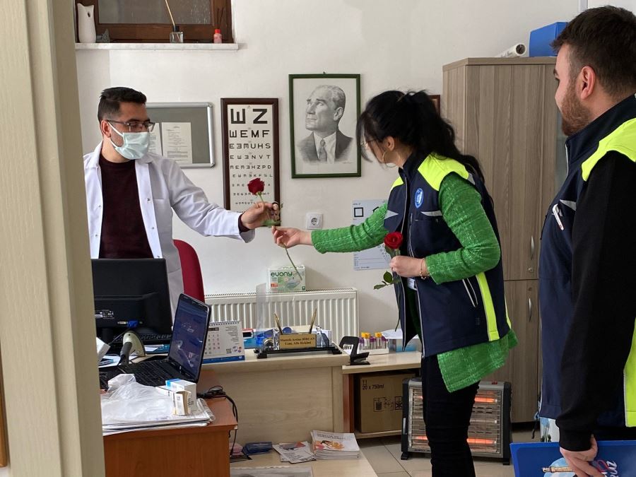 Çorum Belediyesi, sağlık çalışanlarının Tıp Bayramı’nı kutladı