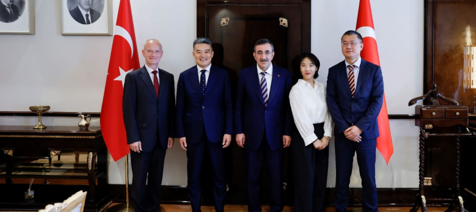 Cumhurbaşkanı Yardımcısı Cevdet Yılmaz Netaş ve ZTE heyeti ile bir araya geldi - TÜRKİYE - İnternetin Ajansı