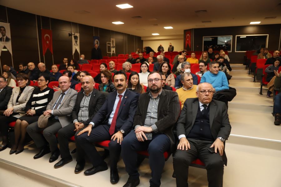 Cumhuriyet Devrimi ve Aydınlanma Şehitleri Söyleşisi Kartal’da Gerçekleştirildi
